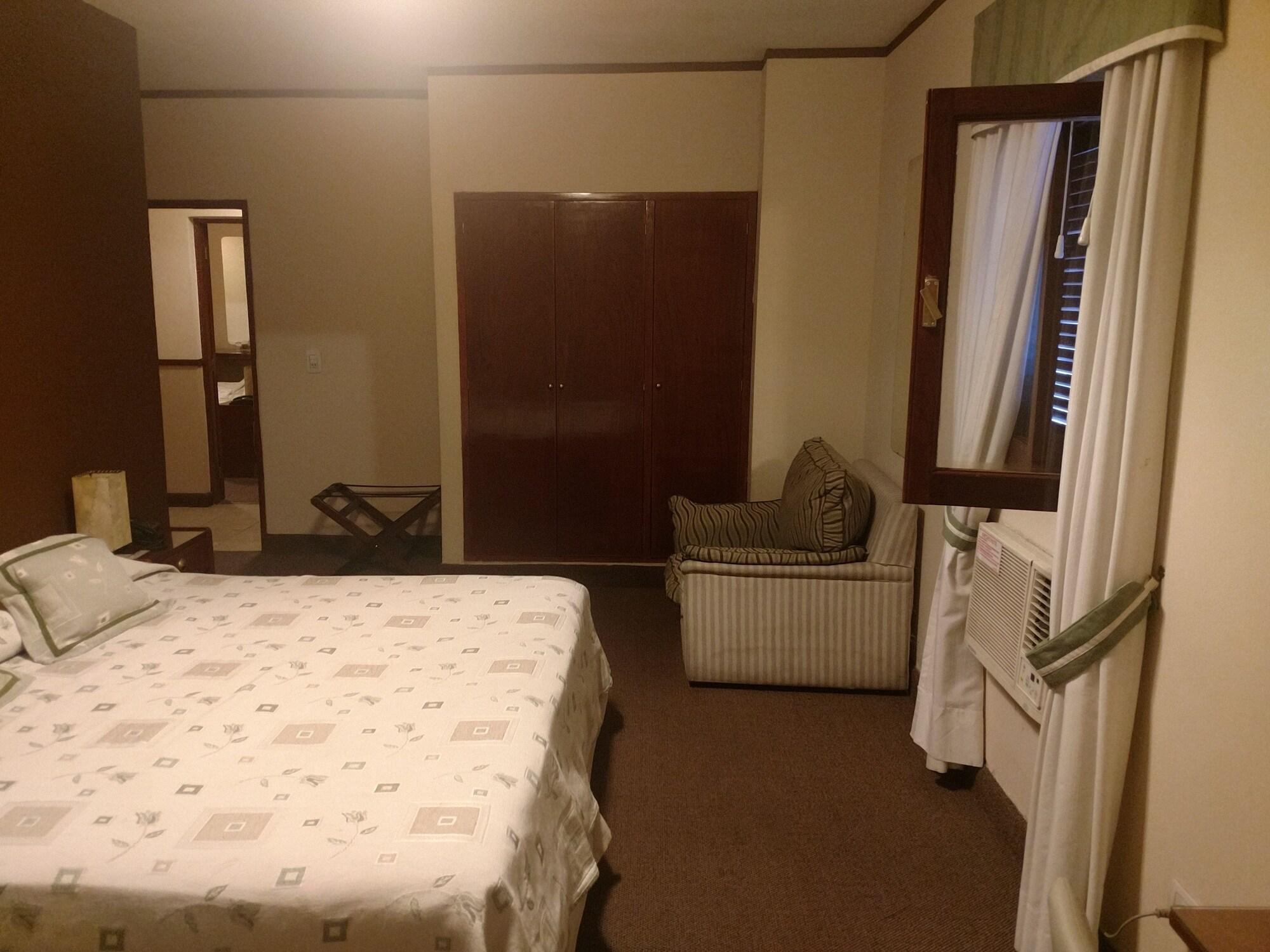 Hotel Shauard Сальта Екстер'єр фото