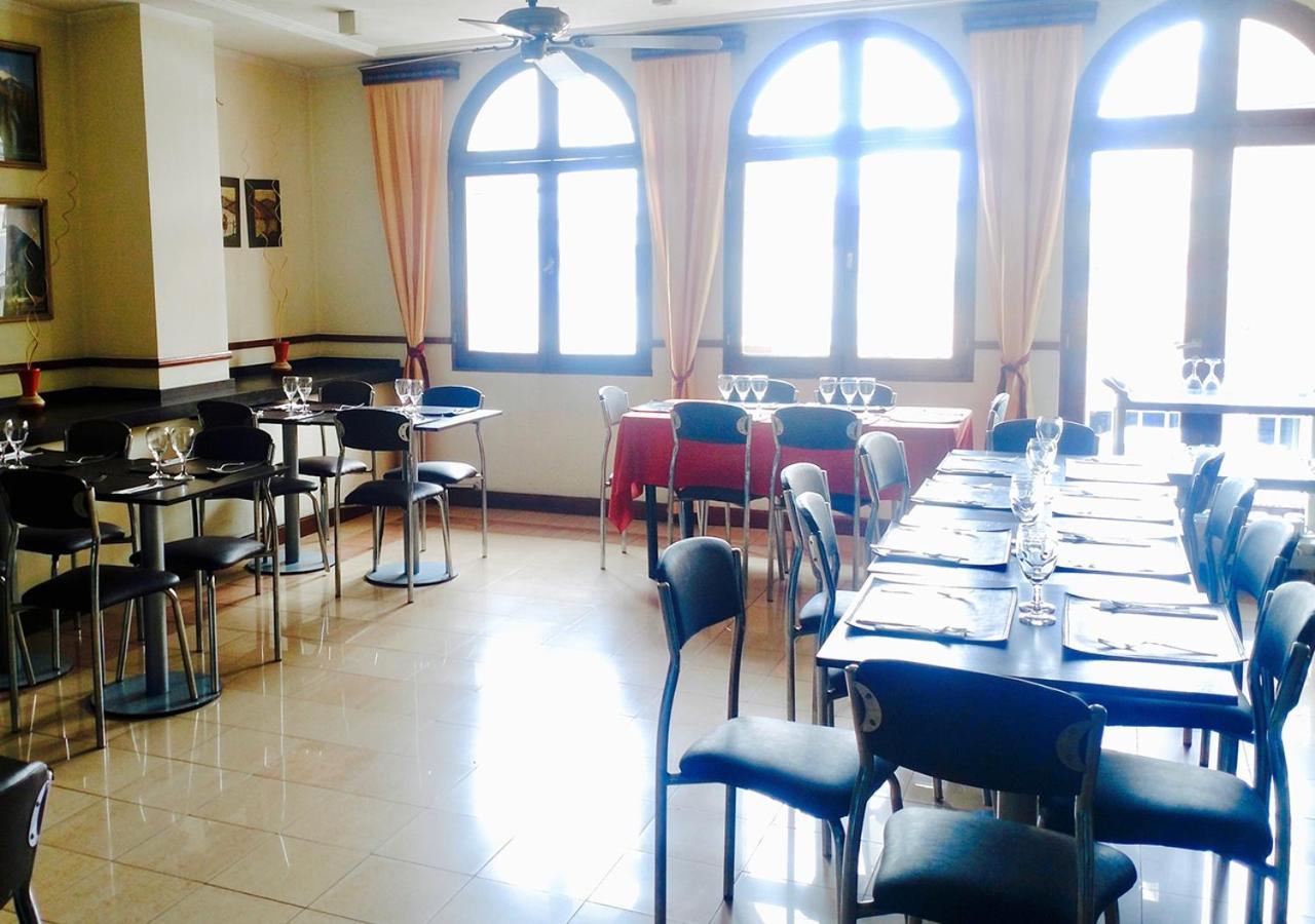 Hotel Shauard Сальта Екстер'єр фото